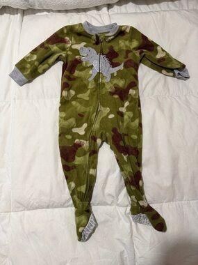 Baby Camouflage Dino Footed One-Piece Pajamas - Green